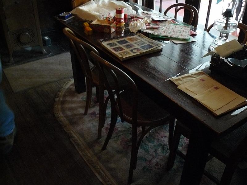 P1090073.JPG - We have those chairs (somewhere).