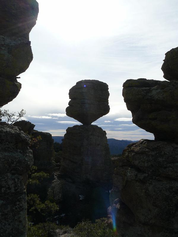 P1090303.JPG - Big balanced rock. It was BIG....and balanced!
