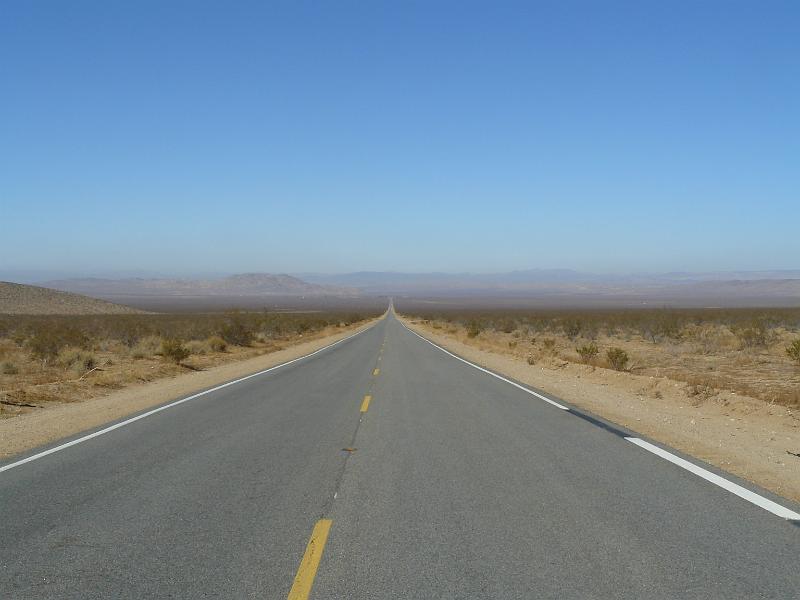 P1080324.JPG - The road to Las Vegas