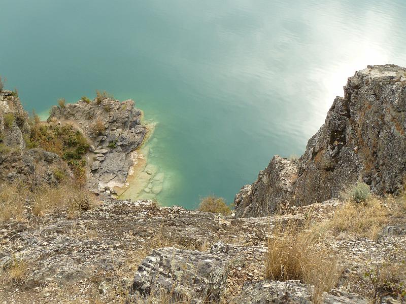 P1050474.JPG - Careful now