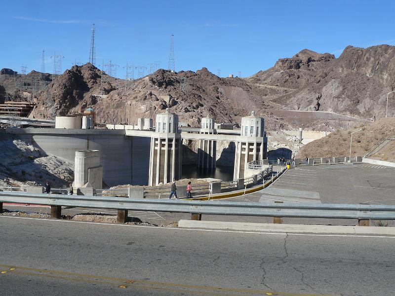 P1080452.JPG - Intake towers. Arizona tower close and Nevada tower on the other side. The border splits the dam.