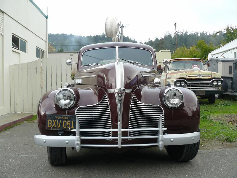 P1060800.JPG - Cool vintage cars in Miranda, CA.
