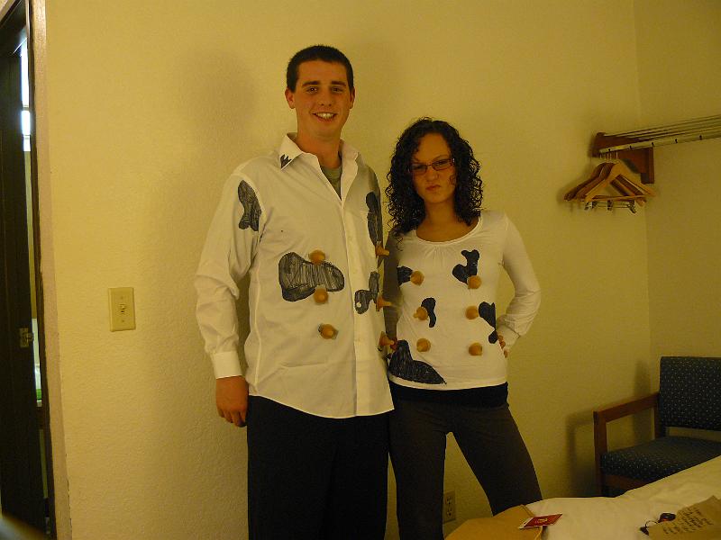 P1060605.JPG - Halloween in Arcata, California. We were cows. We went out to a bar. It was fun. The crappy weather forced us to continue south to California. That is why there are few Oregon pictures.