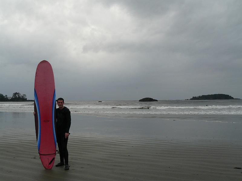 P1050675.JPG - We both went surfing for a few hours. Rebecca really liked it!