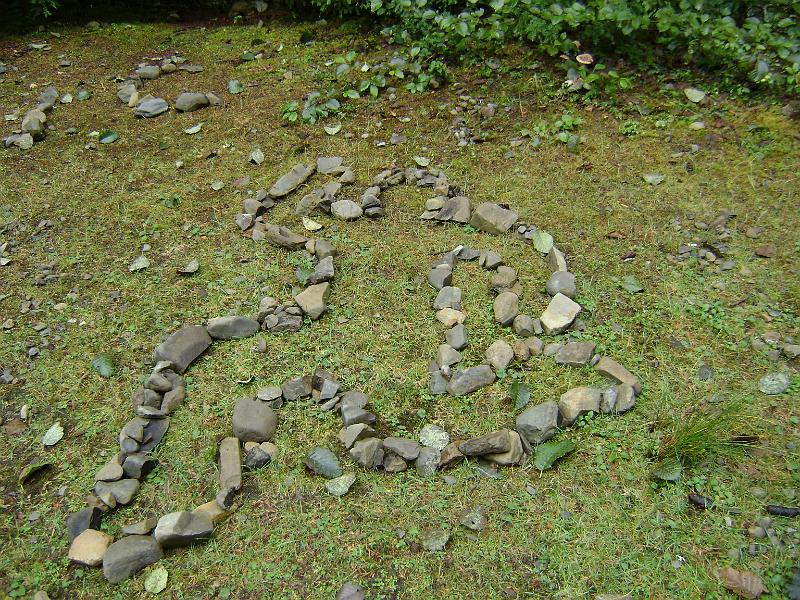 DSC03715.JPG - The Running Man. Somebody had dyarh...the poops