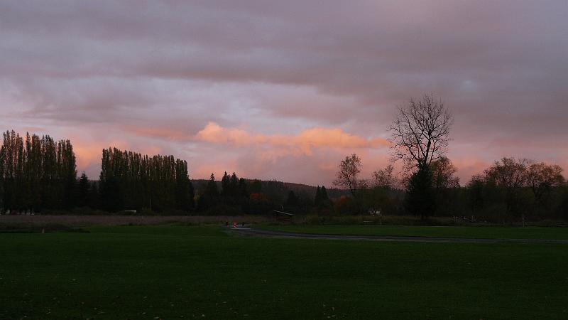 P1060122.JPG - Our campsite in Seattle