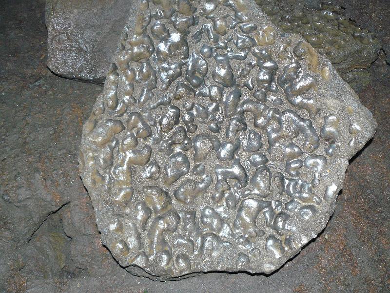 P1060205.JPG - Cool erosion from water droplets from the ceiling