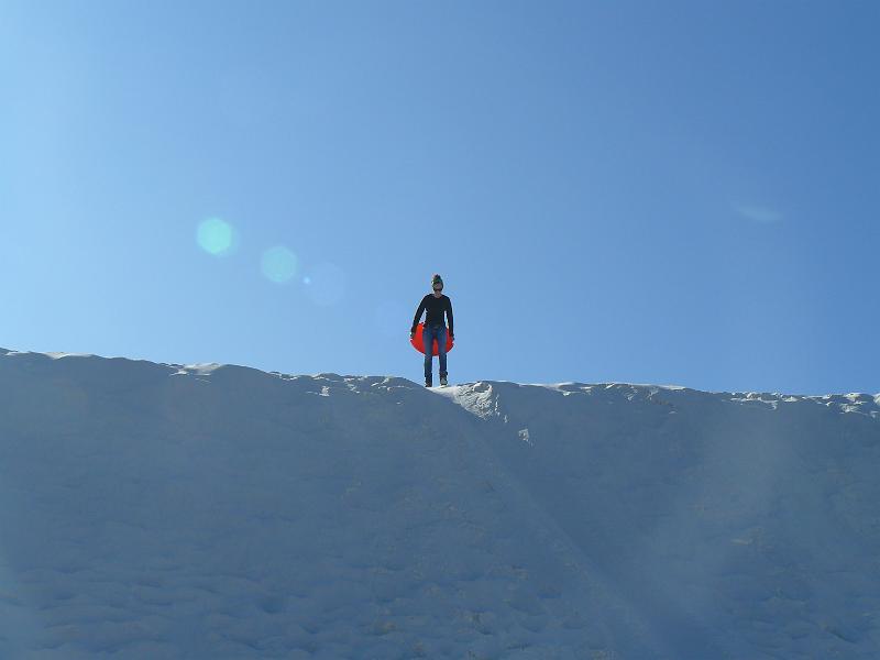 P1090418.JPG - We bought a saucer and went sledding.